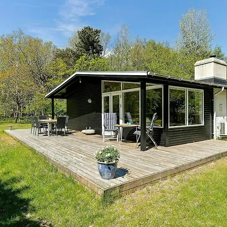 Holiday home Nature-immersed By Camonoen On Mon Stege