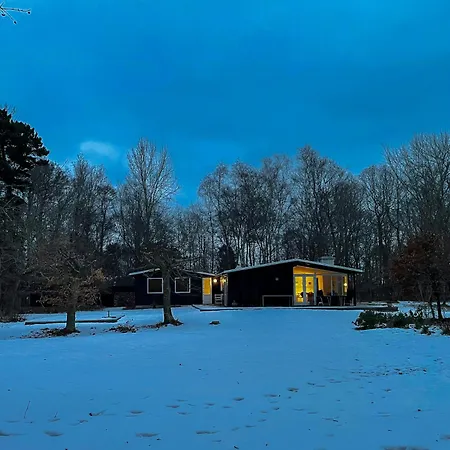 Holiday home Nature-immersed By Camonoen On Mon Stege